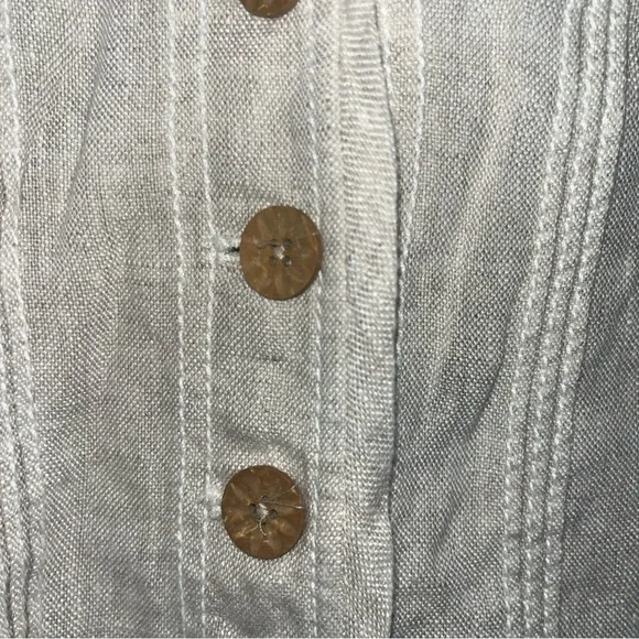 Coldwater Creek Light Tan Buttoned Tank Top - Picture 2 of 9